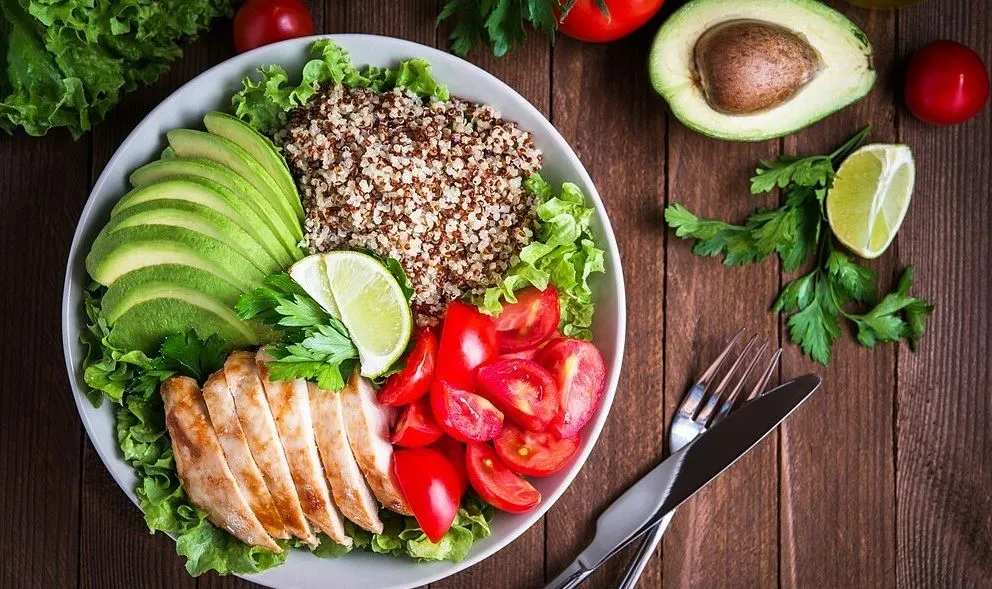 Mẹ bầu bị nghén phải làm sao?