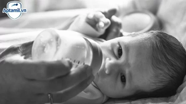 chăm sóc trẻ sơ sinh từ A-Z