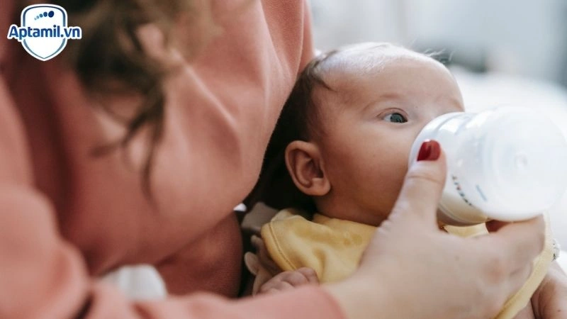 đánh giá Aptamil DuoBiotik