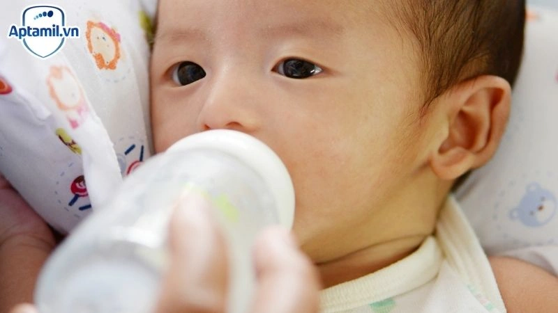 dấu hiệu bé sinh non thiếu dinh dưỡng