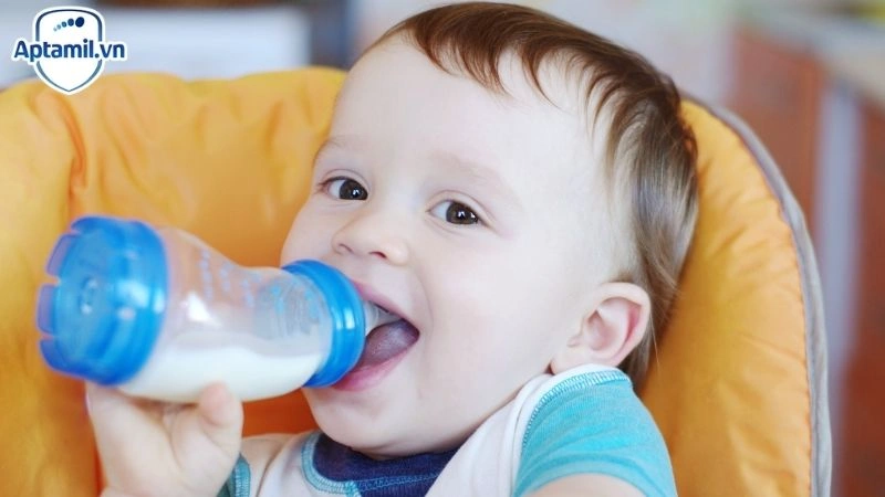 trẻ sinh non bao lâu mới phát triển bình thường