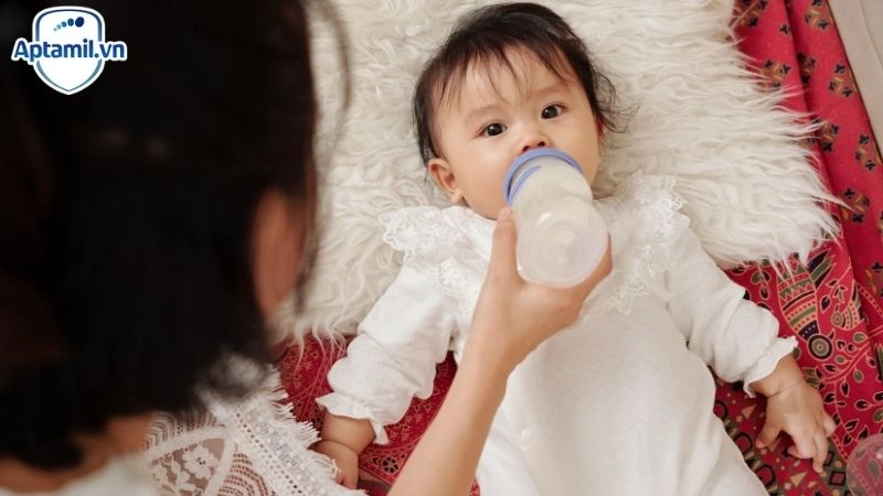 trẻ sinh non hấp thu kém