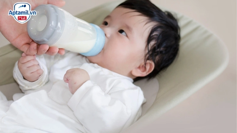 lựa chọn sữa cho bé