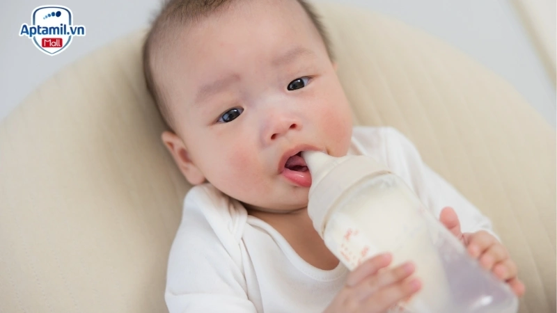 Sữa Aptamil cho bé nhạy cảm