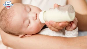 sữa cho trẻ dễ ốm vặt
