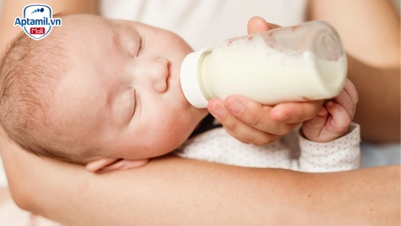 sữa cho trẻ dễ ốm vặt