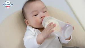 sữa công thức cho bé