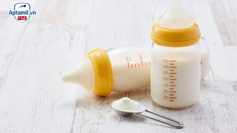 Sữa tự nhiên cho trẻ sơ sinh